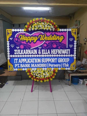 Papan Bunga di Bidara Cina